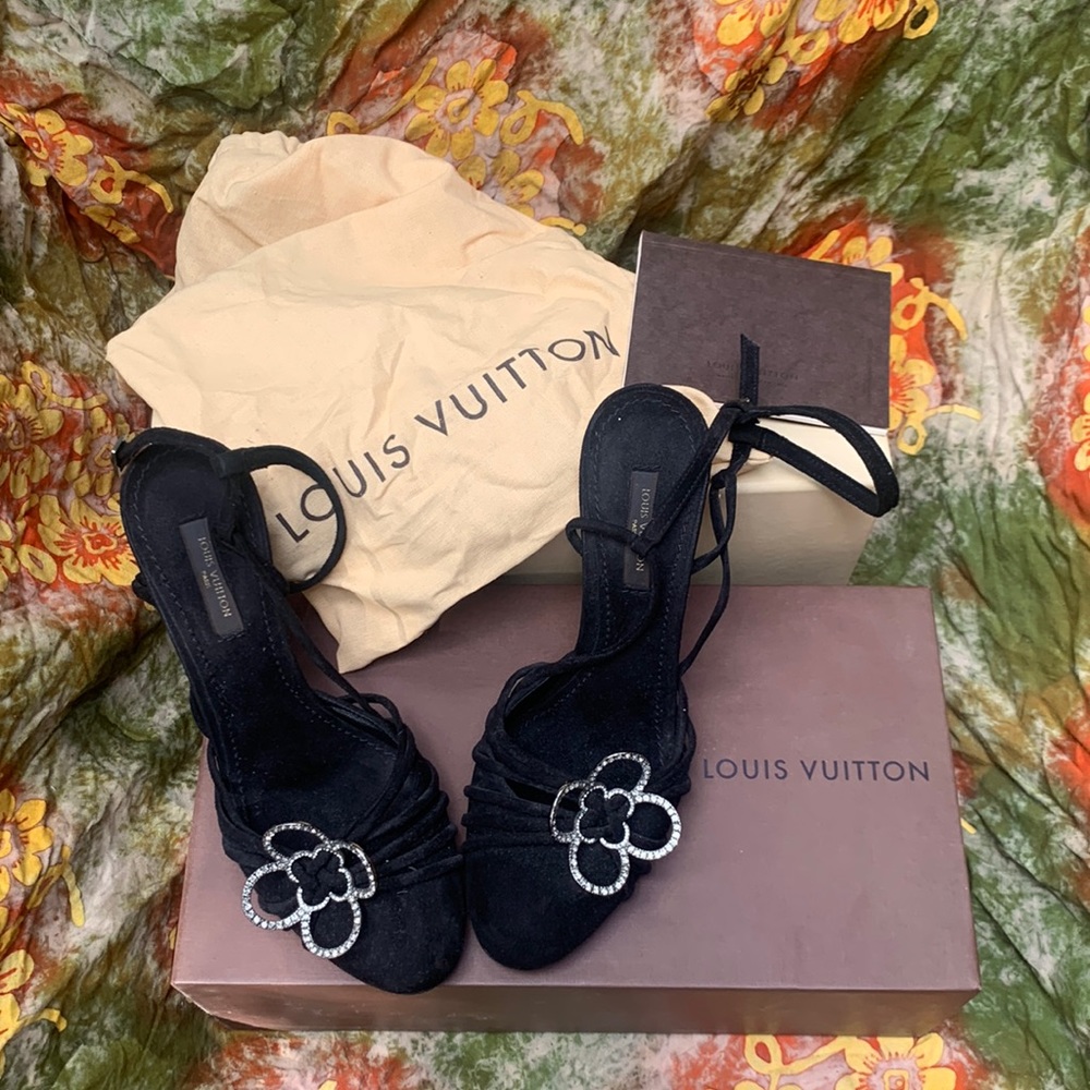 Louis Vuitton Suede Black Swarovski Crystal pumps
